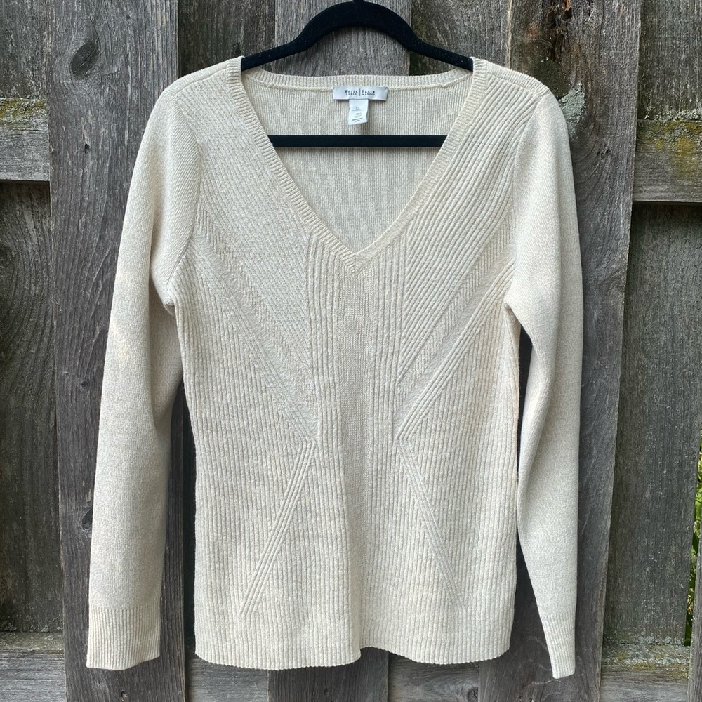 Metallic gold cream long sleeve v-neck sweater